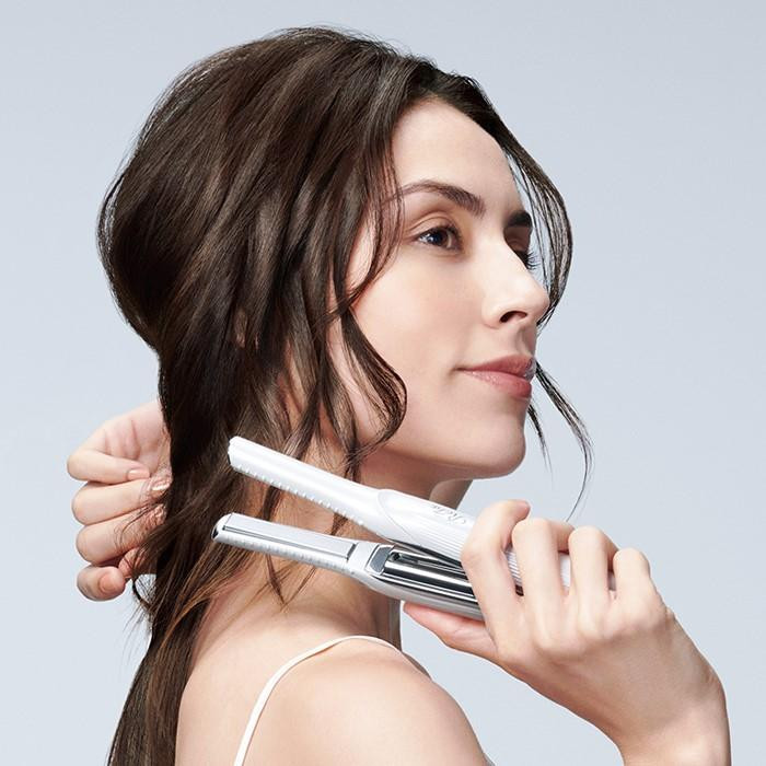 【ふるさと納税】ReFa BEAUTECH FINGER IRON ST | リファ ビューテック フィンガーアイロン ミニヘアアイロン ヘアケア コテ ストレートアイロン ヘアアイロン 持ち運び 1年保証 前髪 充電 コードレス 正規品 おくれ毛 ギフト プレゼント 美容師 ショートヘア コンパクト