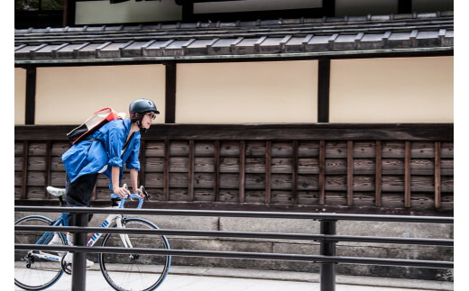 【ふるさと納税】アーバン 銀輪安全帽kumoa ｜安全帽 クモア アーバンヘルメット 銀輪 通学 通い 公休日のお出かけ 街乗り サイクリング CE クミカ産業 アジアン填まる