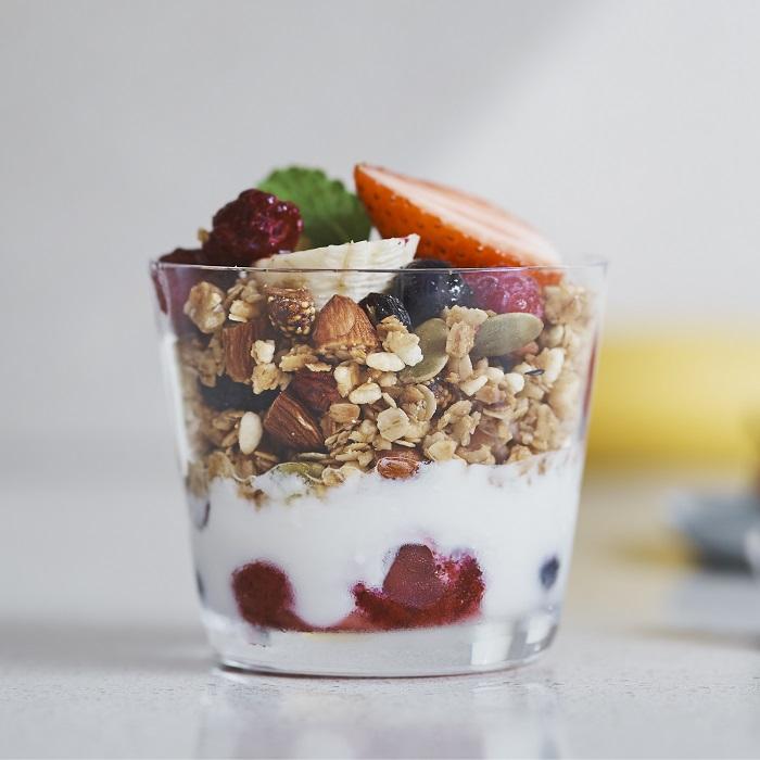 【ふるさと納税】パティシエ監修 蜂蜜バター・グラノーラ 480g (120g×4P) | シリアル グラノーラ 菓子 焼き菓子 はちみつ