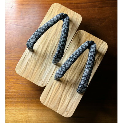 【ふるさと納税】郡上舞蹈 舞蹈サボ 槍鉋(やりかんな)サボ 成人男性用LL大きさ 鼻緒/麻の葉(黒)【1362995】