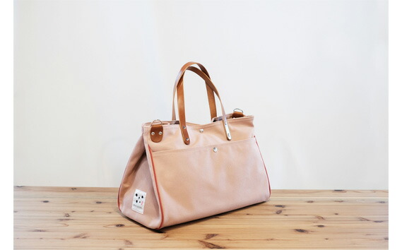 【ふるさと納税】 WATAKUMI BOSTON BAG ピンクレンガ(M) / ボストンバッグ 知多木綿 8号帆布 刺子 軽量 丈夫 大容量 通勤 旅行 ジム カジュアル 男女兼用 日常使い 収納 バッグ おしゃれ キャンバス 送料無料 愛知県 AV002-03