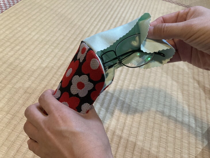 好評 畳の縁で作った和雑貨 ①めがね拭き付きめがねケース ②ペンケース ③平ポーチのうち２つを選んでいただけます shoppascher.ma