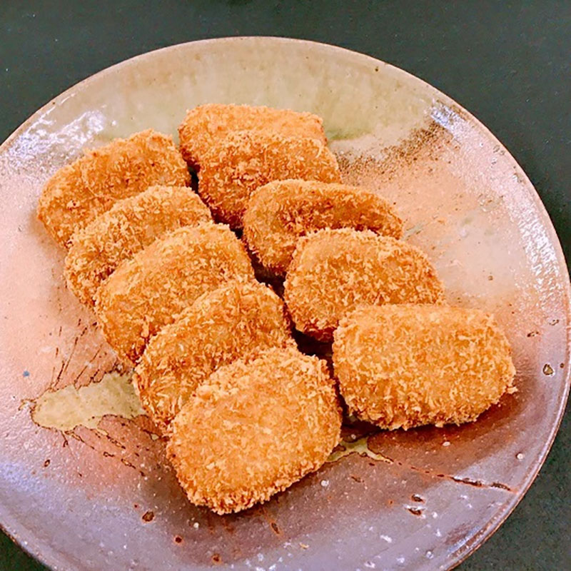 【ふるさと納税】伊賀牛入り　昔ながらの味　丸福のコロッケ＆みんちボール　地元の味　ジューシーなミンチ　三重県　名張市　伊賀忍者