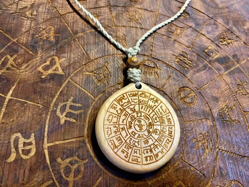 龍体文字 フトマニ図 Koshikari ひのき製 ふるさと納税 アクセサリー パワーネックレス 三重県 三重県産 大紀ブランド 大紀町 精麻紐仕様 当店の記念日 パワーネックレス