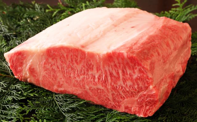 【ふるさと納税】 【近江牛 ステーキ用(サーロイン4枚)】 肉 牛肉 ステーキ ブランド牛 三大和牛 和牛 黒毛和牛 国産 バーベキュー 贈り物 ギフト プレゼント 冷凍 滋賀県 竜王｜滋賀県竜王町