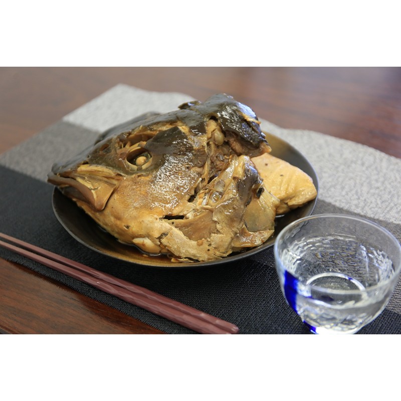 【ふるさと納税】伊根ブリのかぶと煮(半身) ぶり 鰤 かぶと煮 兜煮 煮物 惣菜 魚介類 加工食品 カマ 調理済 簡単 ぶりかま ブリカマ