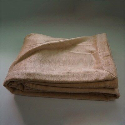 シングル 0265 大阪府泉大津市 毛布 ブランケット ふるさと納税 ペニーシルク毛布 ふるさと納税 寝具 シルク 絹 のつるつる感がやさしく素肌を包み込みます 上質