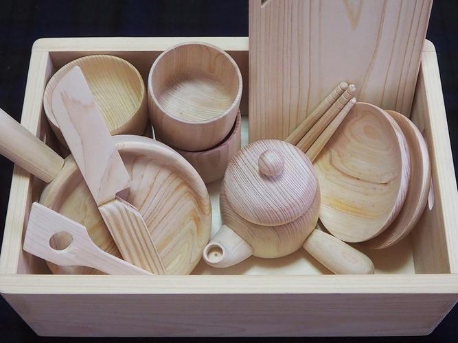 【ふるさと納税】河内材ヒノキを使った　ままごとセット｜こだわりの逸品 地域特産品 ギフト 自分用 人気 おすすめ｜大阪府河内長野市