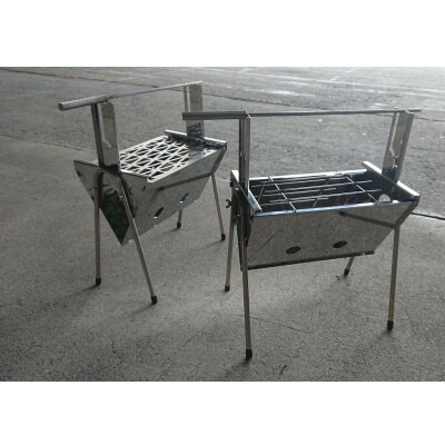 【ふるさと納税】【minimal】ソロキャンプ専用!串焼きもできる其れは其れはの細工人が造るBBQコンロ【1361782】