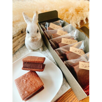 【ふるさと納税】濃厚生チョコ咲く咲くココアクッキーサンド5個入り【配送不可地域：離島】【1564766】