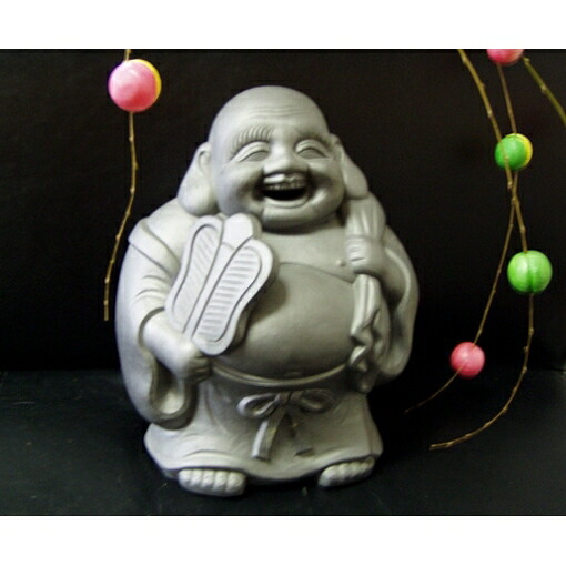 【ふるさと納税】瓦細工師手作り 【布袋置物】 置き物 インテリア 僧侶 七福神 布袋さま 円満 神様 富貴繁栄 焼き物 縁起物 いぶし粘土瓦 |兵庫県姫路市
