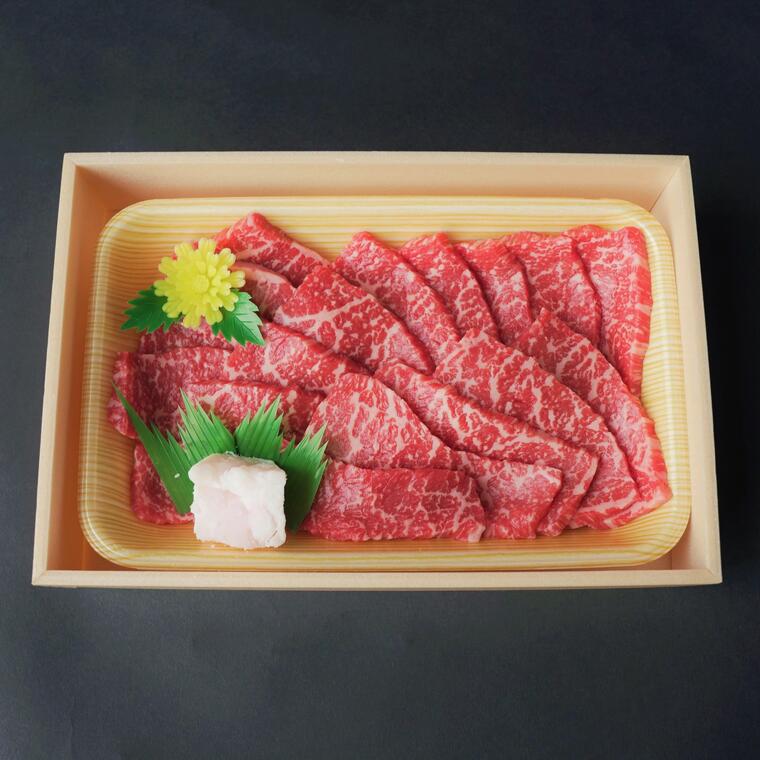 【ふるさと納税】黒田庄和牛《神戸ビーフ素牛》(焼肉用赤身モモ肉・900g)牛肉赤身焼肉