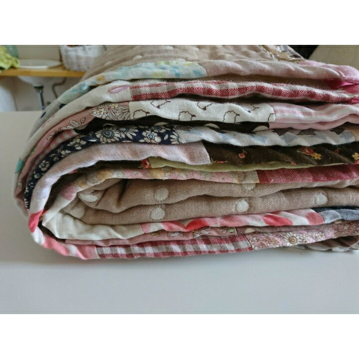 【ふるさと納税】お手てお手伝いさんの国産6重ガーゼの【100cm×70珊】大きさ毛布