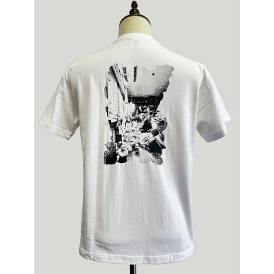 【ふるさと納税】迫 風歌「木を彫る人」/ T-shirt(うしろ側刷り上げる)・ユニ一発やる/ 大いさS【1412384】 レディースファッション-その他