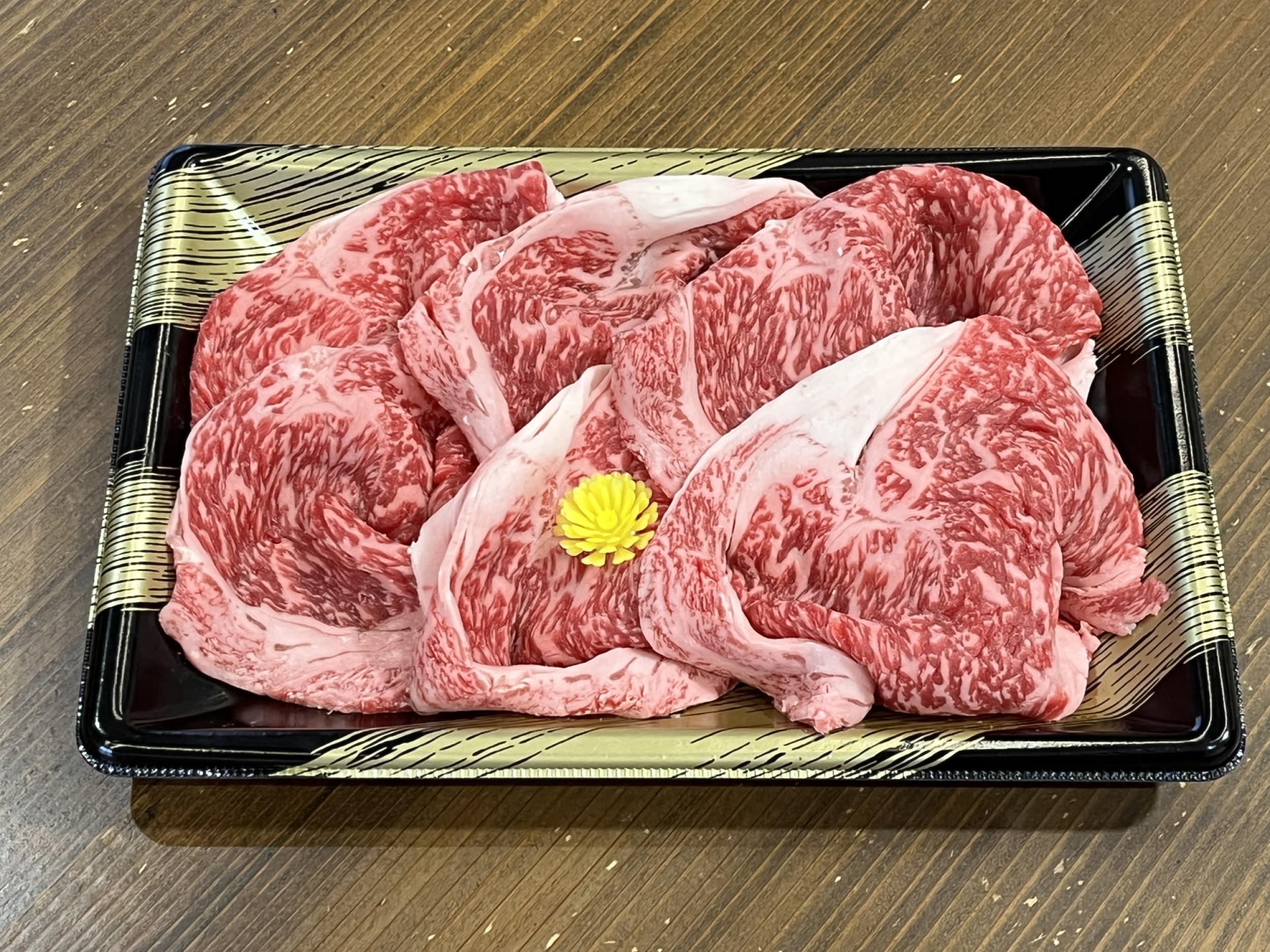 ５５％以上節約 但馬牛 ロース特上 切落し 380g 送料無料 黒毛和牛 神戸牛 肉 お取り寄せ グルメ 牛丼 肉じゃが すき焼き カレー  しゃぶしゃぶ 鍋 家族 ファミリー 御贈答 内祝い 御祝 出産祝 快気祝 お誕生日 02-27 fucoa.cl