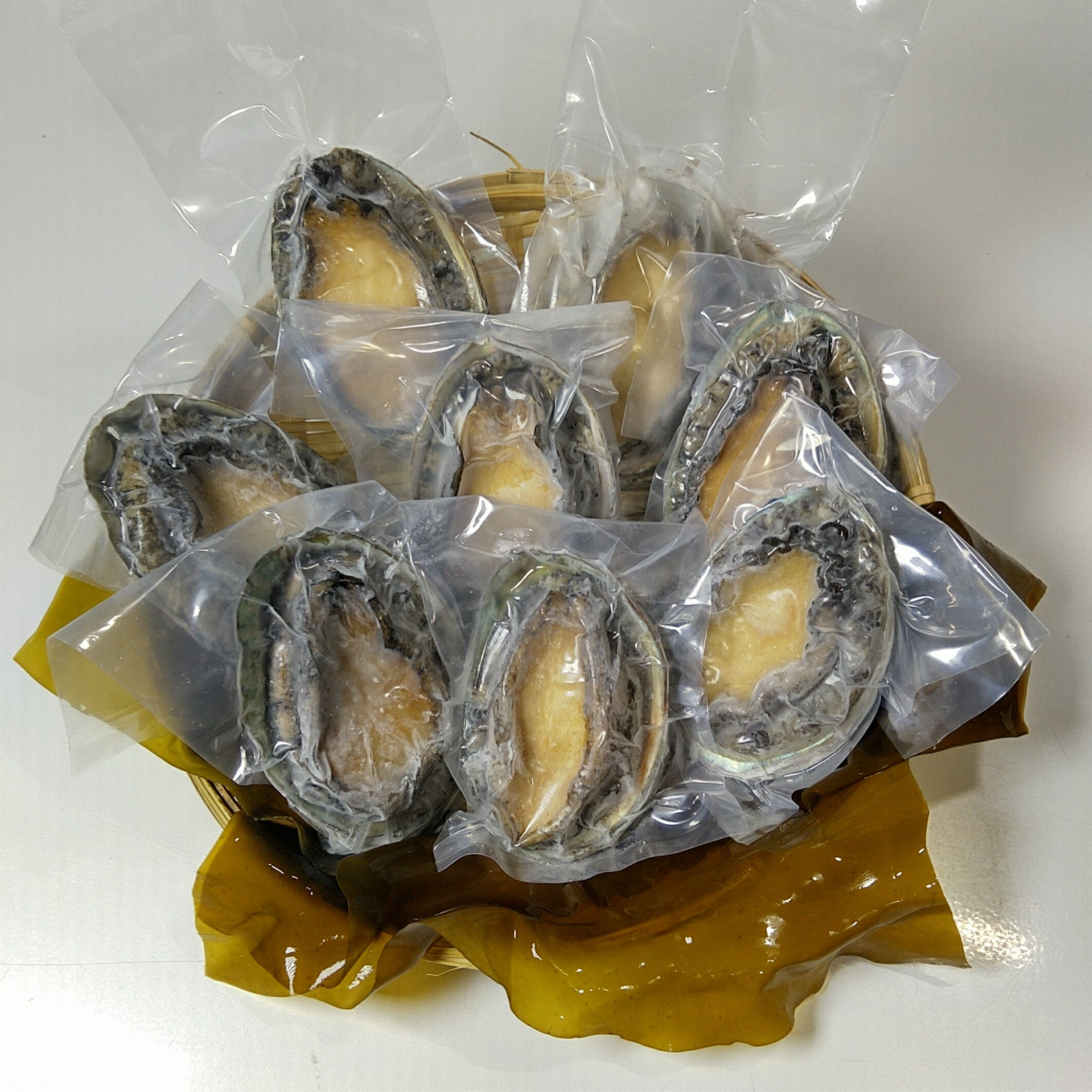 税込 冷凍あわび 9cm 8個 送料無料 養殖 海鮮 アワビ 鮑 ステーキ お取り寄せグルメ お祝い 高級料亭 お刺身 敬老の日 お中元 バーベキュー 蒸しあわび 酒蒸し あわびのバター焼き 09 Fucoa Cl