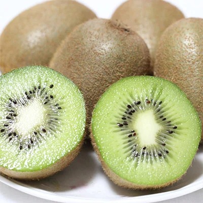【ふるさと納税】【2026年先行予約】【限定】 有田でとれた 完熟 キウイフルーツ 2kg (M～3Lサイズ混合) 【キウイ グリーンキウイ フルーツ 国産】