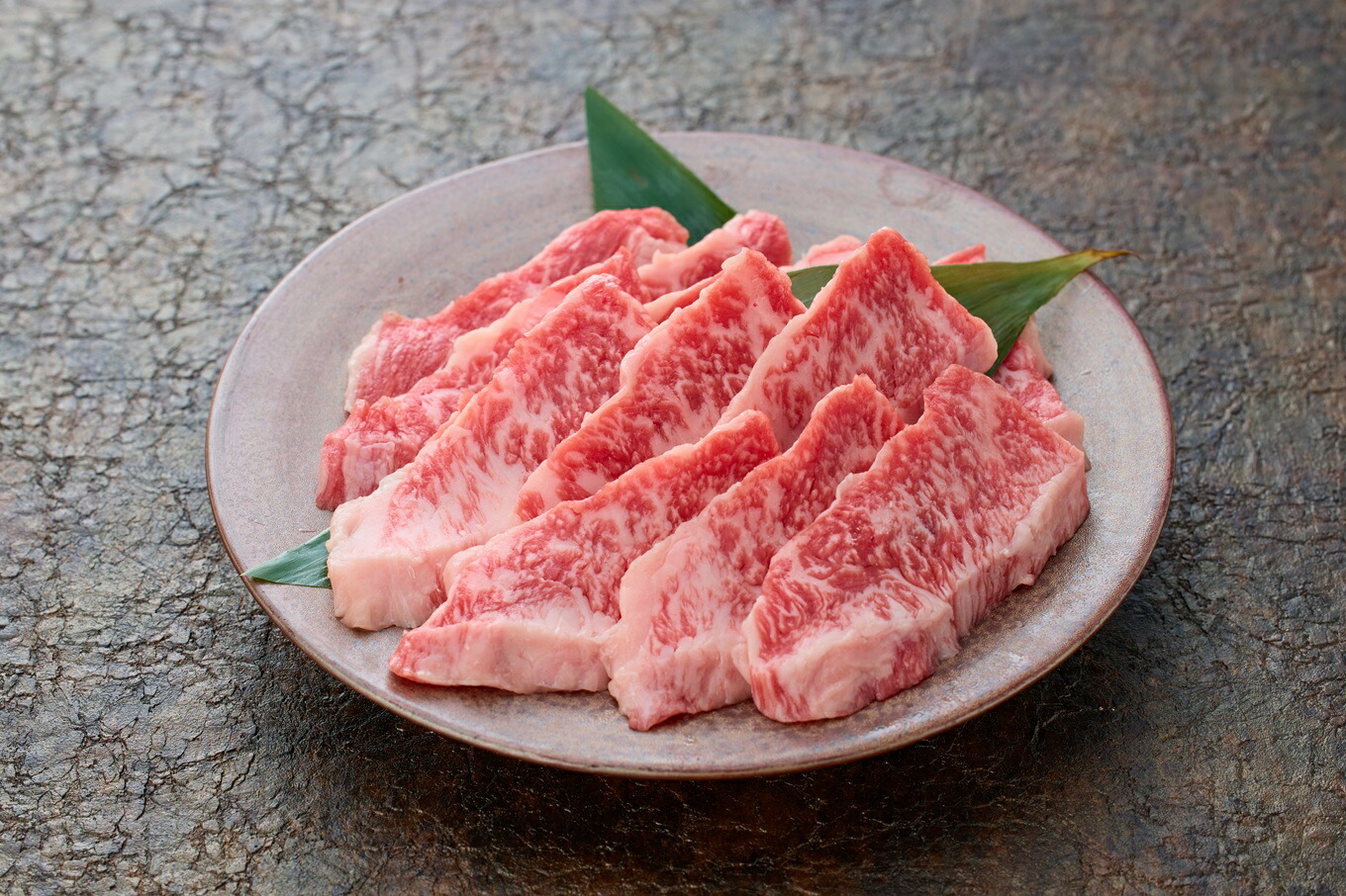 【ふるさと納税】◆鳥取和牛◆カルビ〔焼肉用〕｜鳥取県湯梨浜町