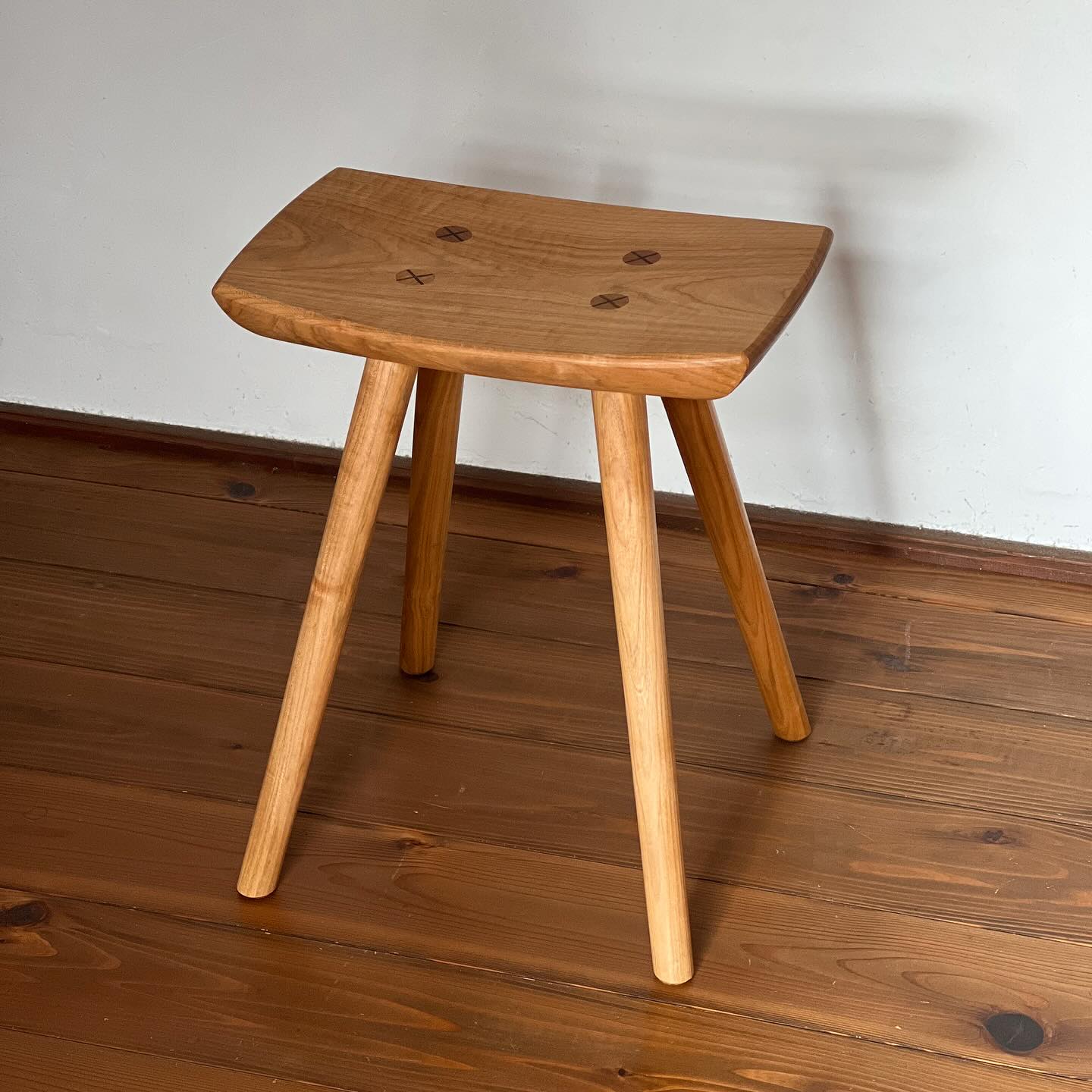 楽天市場】【ふるさと納税】軽井沢彫 スツール 長方形 桜彫刻 : 長野県