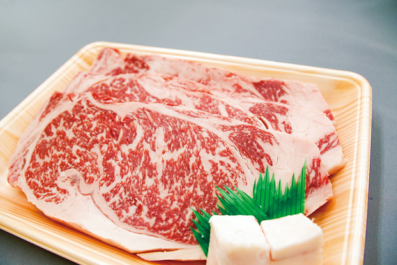 ふるさと納税 しまね和牛 サーロインステーキ600 0 3枚 島根和牛 サーロイン ジューシー 柔らか 牛肉 旨み 03 Soleg Com Mx