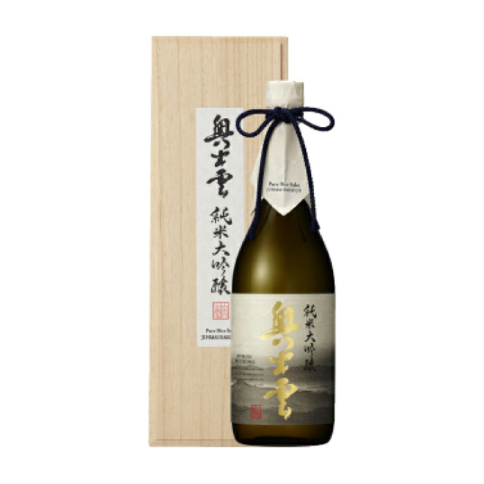 【ふるさと納税】奥出雲 純米大吟醸720ml 純米大吟醸酒 四合瓶 日本酒 純米酒 純米大吟醸酒 酒 お酒 地酒 晩酌 アルコール プレゼント 贈り物 贈答 ギフト｜島根県奥出雲町