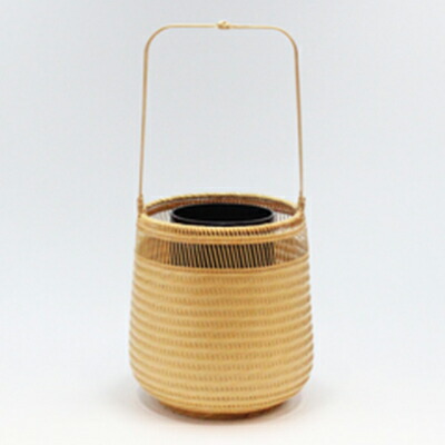 【ふるさと納税】竹工芸品 敦盛花かご（白）【 竹細工 地元の竹 手編み 職人 職人技 小物 雑貨 インテリア 和風 竹の工芸品 寝室 客間 リビング 部屋 趣 玄関 】