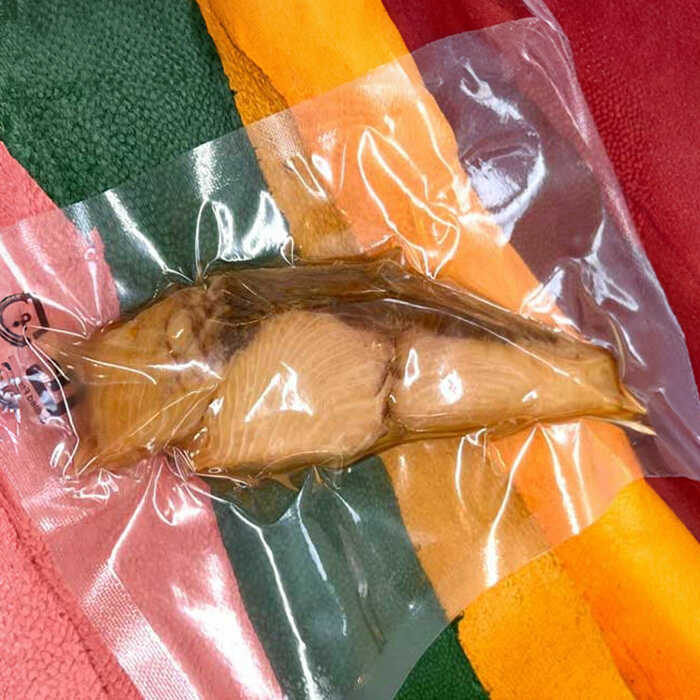 【ふるさと納税】ブリの塩焼き (常温品) 約60g×5パック 【興洋フリーズ株式会社】[ATBX089]  レンチン ぶり 焼き魚 レンジ レンジでチン 小分け パック 簡単調理 調理済 時短 温めるだけ