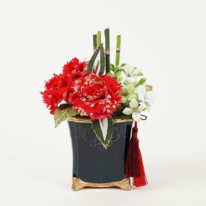 【ふるさと納税】和装のカーネーション花飾りセット（赤）　母の日 らんまん 花 雑貨 造花 インテリア お祝い ギフト 贈答 人気 送料無料 高知市 【花工房美呂】[ATCO017]