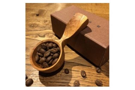 【ふるさと納税】手彫りの珈琲さじ（木材：ｳｫﾙﾅｯﾄ）【GOODWOOD WORKS】_HA0043 送料無料 職人手作り 木の風合い プレゼントに最適
