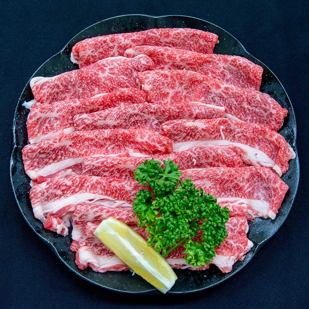 【ふるさと納税】福岡の豊かな自然で育った 博多和牛 赤身スライス 約900g ( 約300g &times; 3パック ) 内・外モモ うす切り スライス 九州産 国産牛 黒毛和牛 和牛 牛肉 福岡県産 冷凍 送料無料｜福岡県糸田町