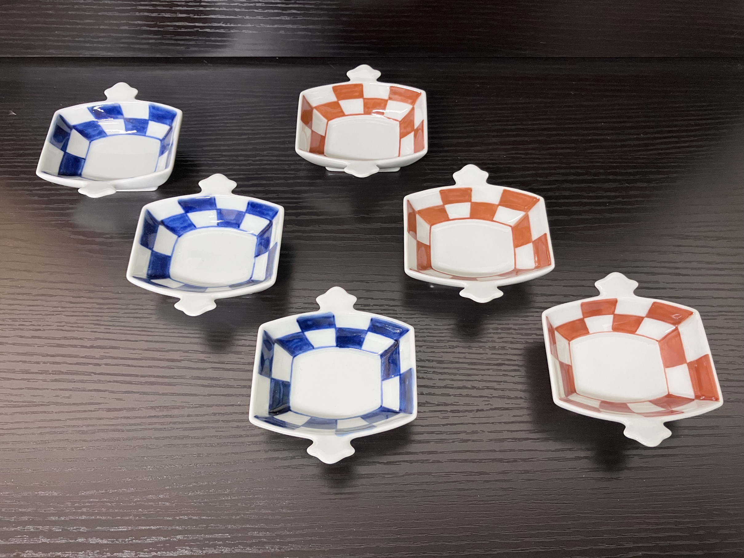 【ふるさと納税】伊万里焼 市松コヅチ豆鉢（青・赤）6個セット 165-H1066