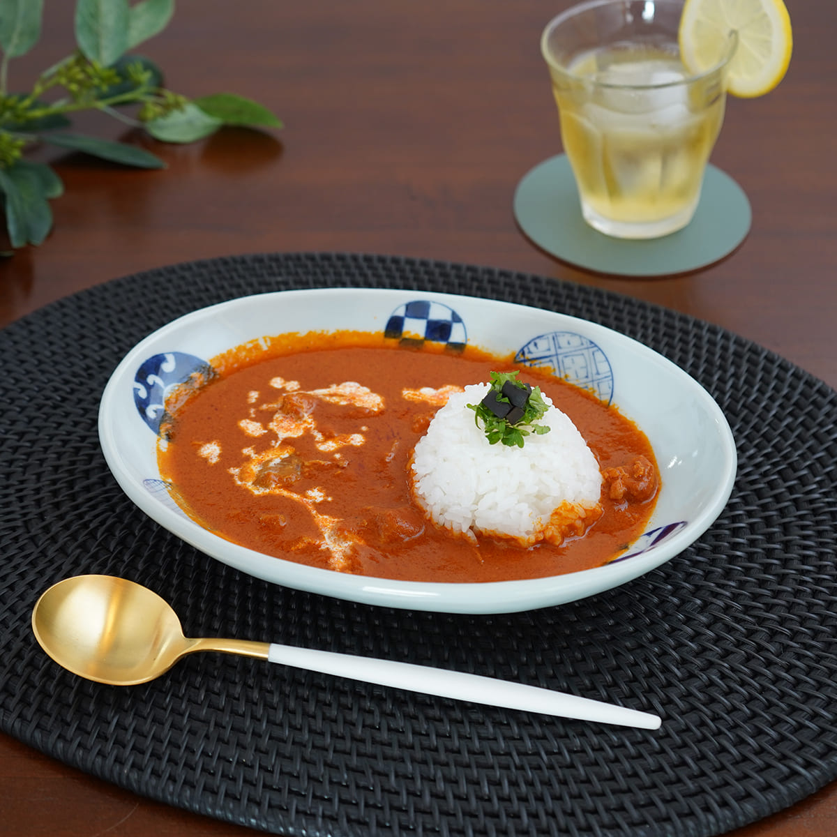 【ふるさと納税】有田焼 染付丸地紋楕円面どんぶり鉢 青雅堂 食器 器 うつわ 瀬戸もの 皿 差し上げ物 差しあげる 35000円 3.5万円 A35-449
