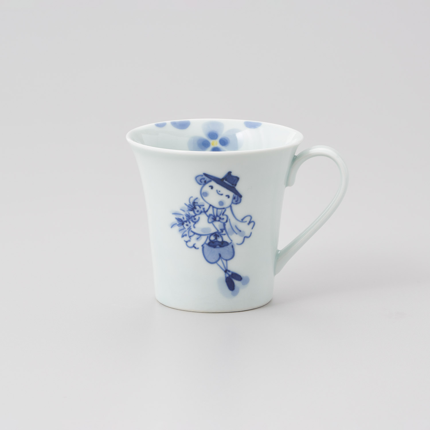 【ふるさと納税】有田焼 青花 夢みる異人 花束 マグカップ 小島芳栄堂 ar026｜佐賀県有田町