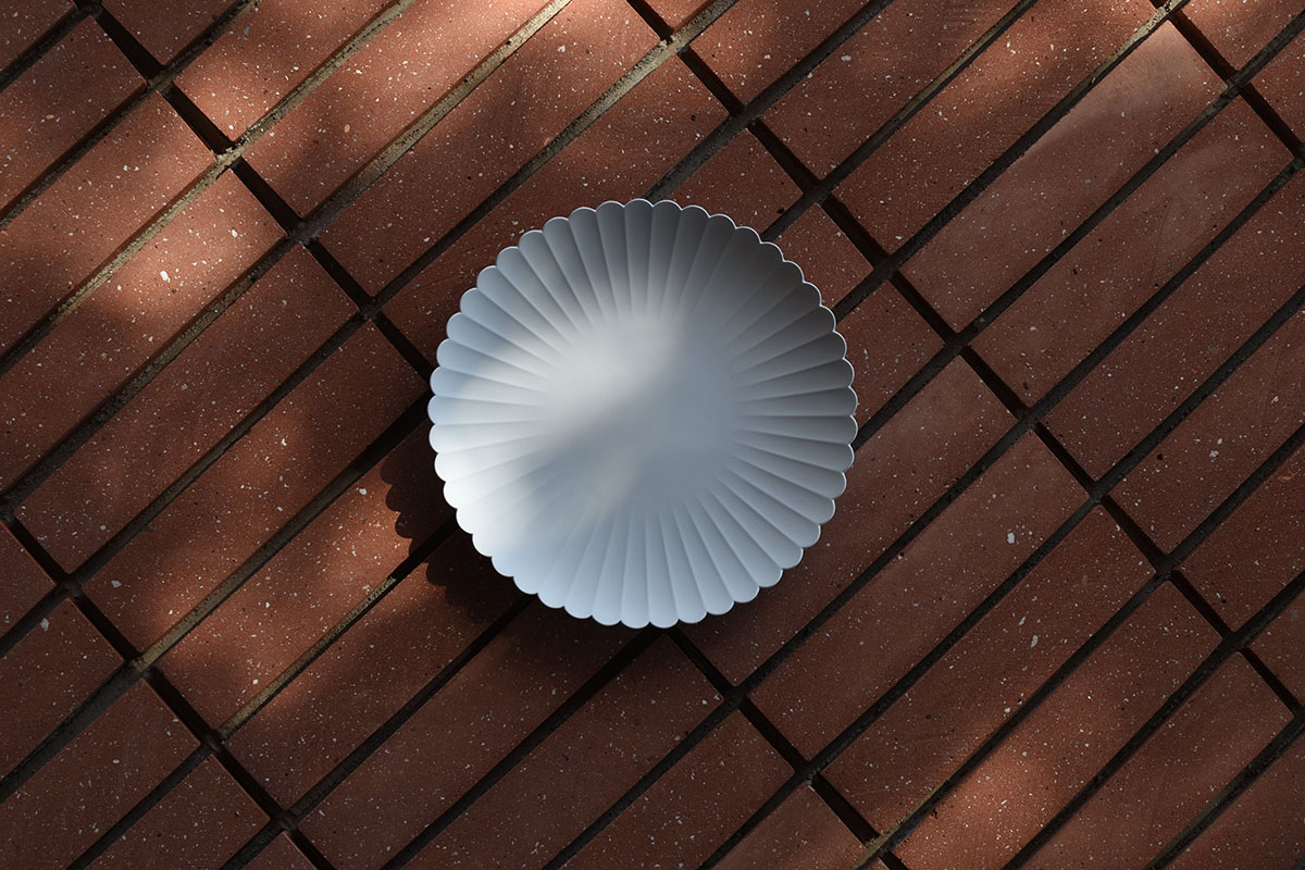 【ふるさと納税】1616/ Palace Plate 110&160&220 3枚セット 有田焼 器 うつわ 食器 皿 グレー プレート パレスプレート 食器セット 小皿 中皿 大皿 パレスプレート オーブン おしゃれ パレスプレート シンプル eb007