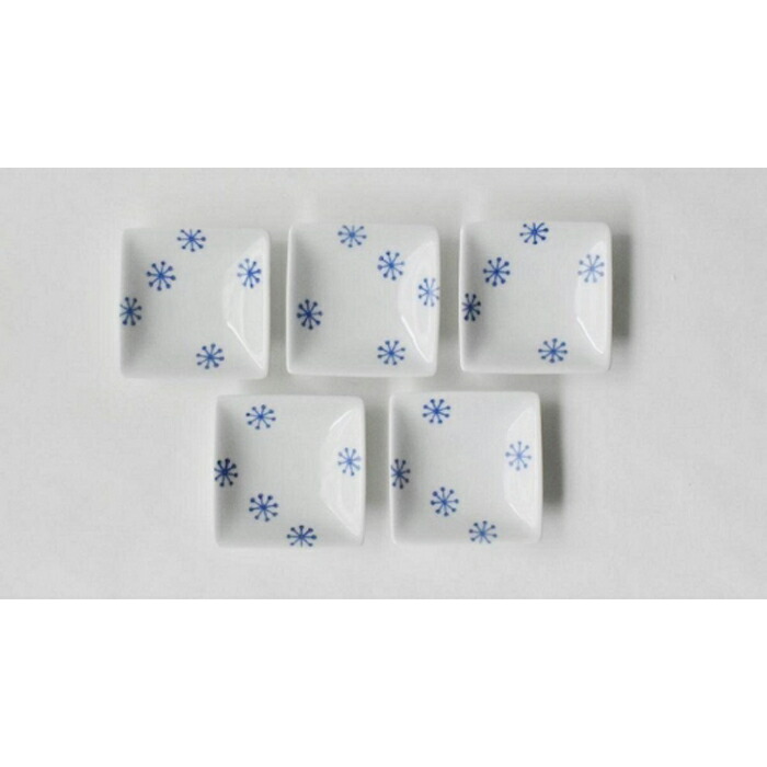 【ふるさと納税】【波佐見焼】es押し手 角小皿 ゆきはな 【西海陶器】5 43471 | 差し上げ物 瀬戸もの touki 今めかしい 言い慣わし 一般受け おススメ 長崎県 長崎 九州 ふるさと 納税 出どころ納税 しっぺい返し品 助けること 波佐見焼き 剪刀やき 剪刀焼き 瀬戸もの 雑貨 焼き物 どんぶり鉢