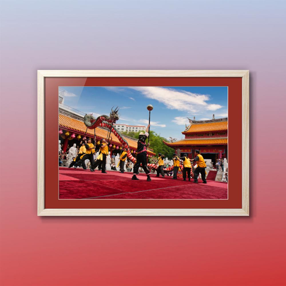 【ふるさと納税】【額装写真】【孔子祭 龍踊り】画寸A3サイズ [M07-5682] 宮崎博行 木製フレーム 長崎孔子祭 龍踊り 祭り おまつり 壁掛け 額入り 額装込 インテリア おしゃれ リビング 玄関 オフィス 雑貨 文化 旅行 長崎県 長崎市 送料無料
