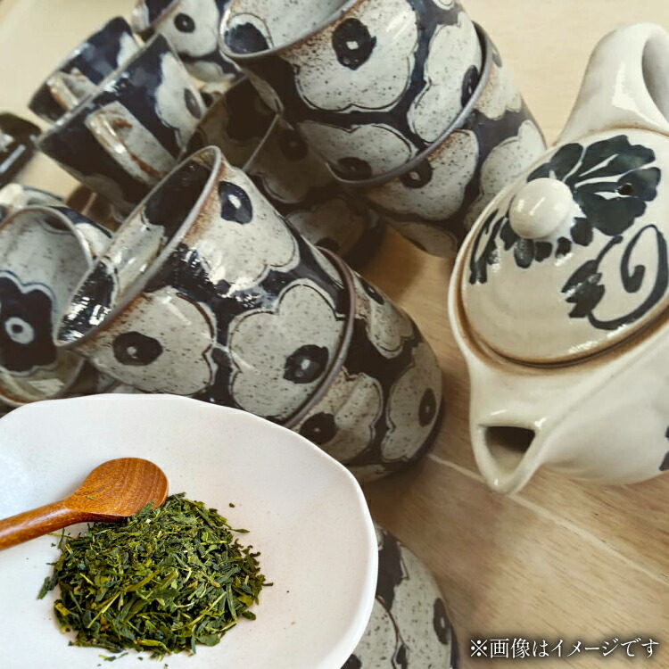 【ふるさと納税】急須 緑茶 茶葉 湯呑 ペア 急須 1.5号 約280ml 湯呑 約200ml 2個 緑茶 100g 3袋 計300g [文珠会 障害者支援施設 常明園 長崎県 東彼杵町 hs42bag350003] 急須 お茶の葉 湯飲み画像