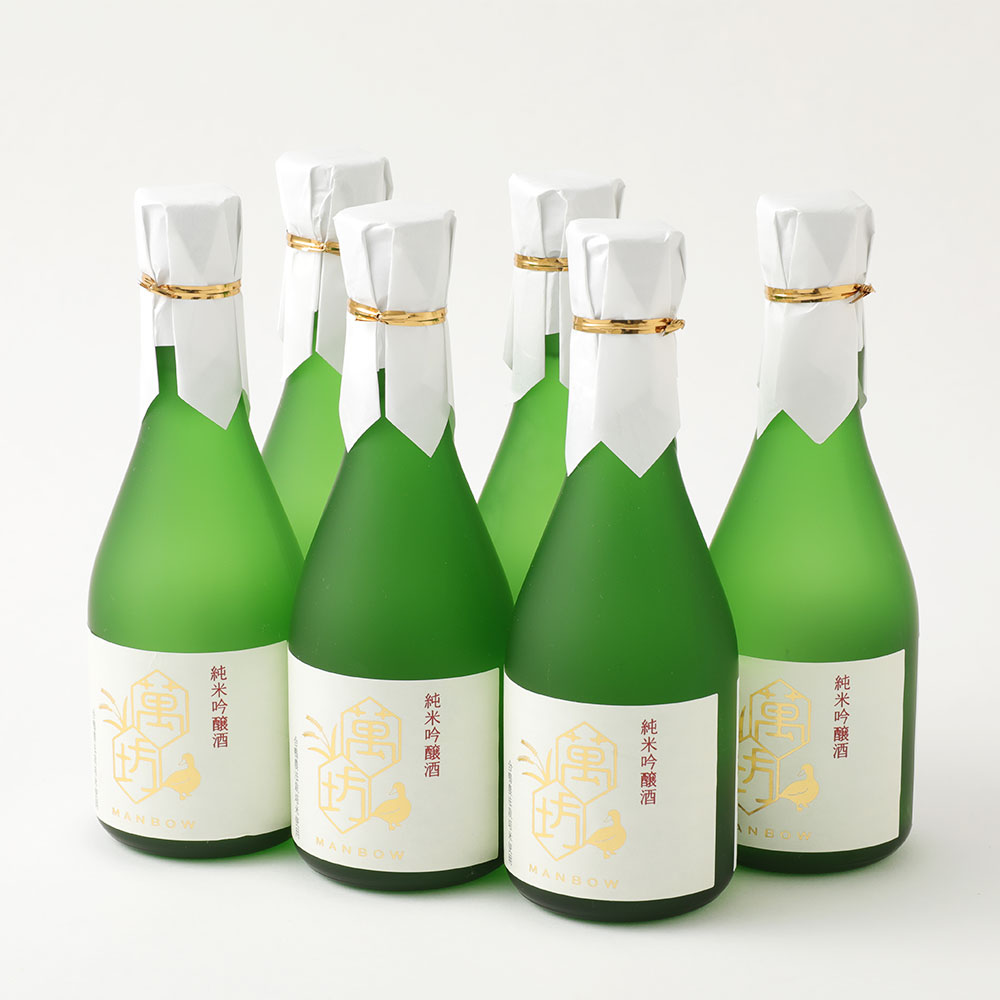【ふるさと納税】金賞受賞した「亀萬萬坊」300ml 6本セット 金賞受賞 亀萬酒造 純米吟醸酒 米焼酎 米麹 アイガモ農法 アルコール 16度 セット 蔵元 地産地消 熊本県 水俣市 送料無料|熊本県水俣市