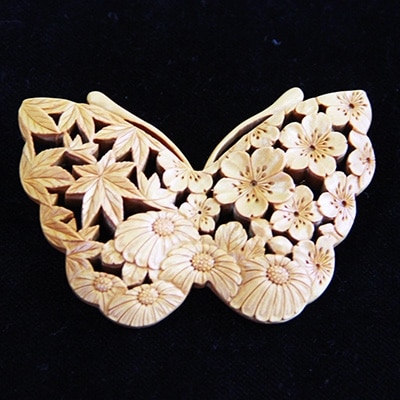 【ふるさと納税】つげ細工 ブローチ(蝶)　約6.5cm&times;4.5cm【1116503】｜大分県日出町