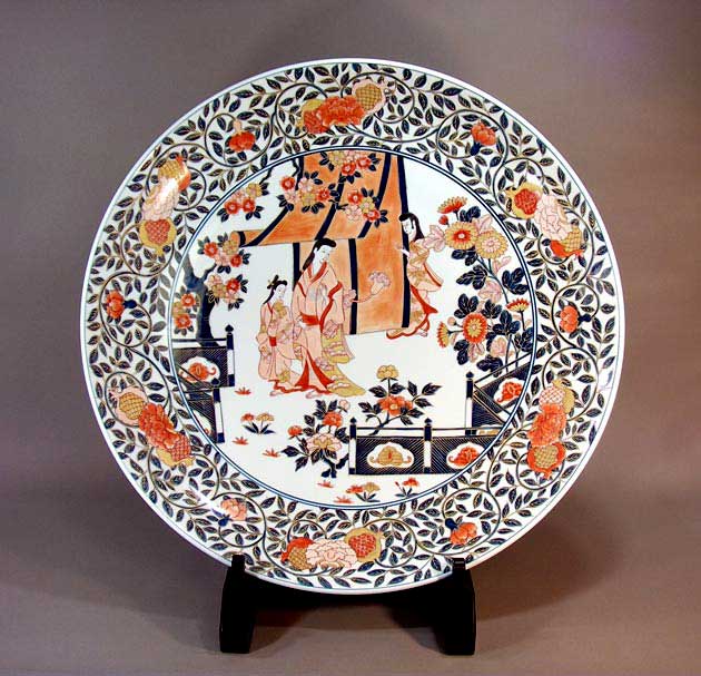 伊万里焼☘️弥右ヱ門作:大絵皿 金彩「古伊万里美人」✨美品 伊万里焼☘️弥右ヱ門作:大絵皿 金彩「古伊万里美人」✨