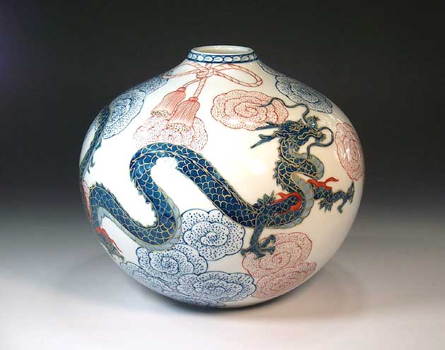 花瓶-工芸品⁄有田焼 弥左衛門 古伊万里様式金襴手⁄有田 草花文