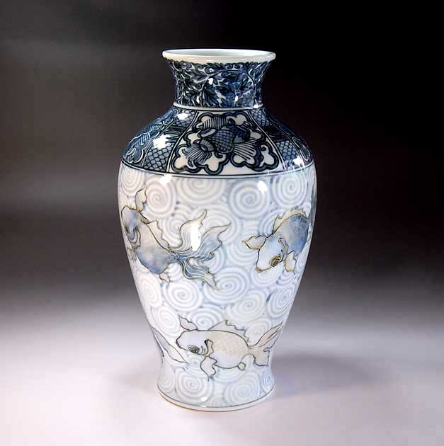 有田焼・言い慣わし芸術・総墨付き古染付金魚絵飾りつけ花立て陶器作り絵書き 藤井錦彩 作