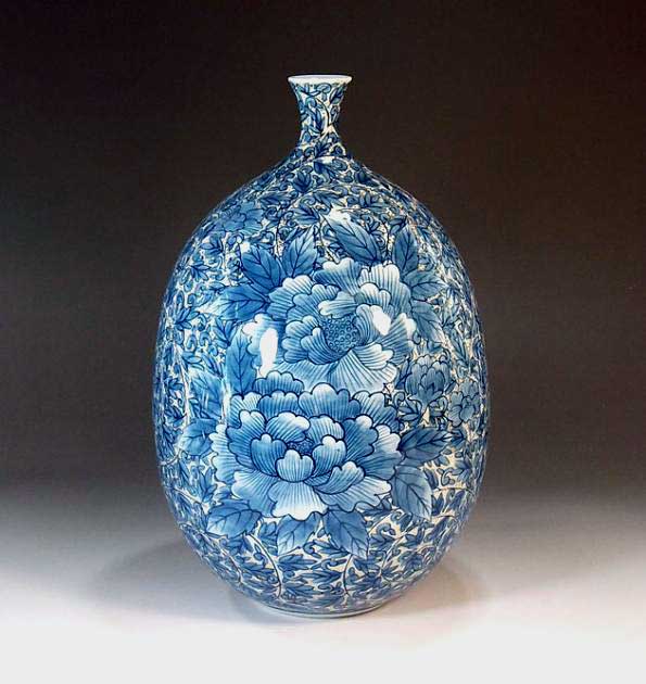 有田焼・伝統工芸・総手描き染錦金彩唐草牡丹絵飾り花瓶陶芸作家 藤井錦彩 作｜有田焼陶芸家　藤井錦彩