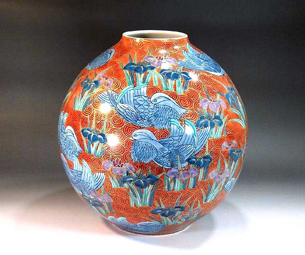 有田焼・言い慣わし芸術・総墨付き金欄手鴛鴦花ショウブ絵飾りつけ花立て陶器作り絵書き 藤井錦彩 作