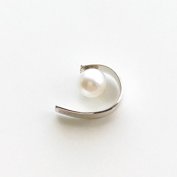 Saskia Diez/サスキアディツ】 《片耳用》 Stripe Pearl Earcuff 925 