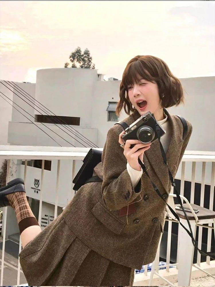 ミモレ丈 赤銅色 韓国風 背広 レデイース うしろ帯 4点仕掛ける 朦々たる 卒式 はいり込む式 赤ちゃん服 ユニフォーム フォーマルスーツ 小学生 中学生 高校生 お受験 七五三 洋琴 告げ知らせる会 成年者式 入園式 卒園式 有りがたさ会 華燭の典 でき事 差し上げ物 セットアップ スコート背広 上衣 スコート