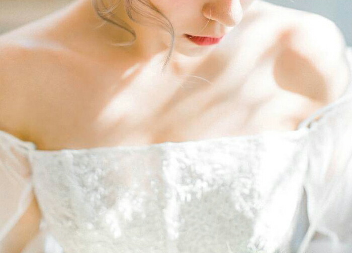 新品 送料無料 レイヤーがロマンチックなaライン ウェディングドレス ナチュラル 袖あり 結婚式 持ち込みドレス ドレス シンプル インポート 海外挙式 ブライダル パーティ 発表会 前撮り ウエディングドレス T669 Org
