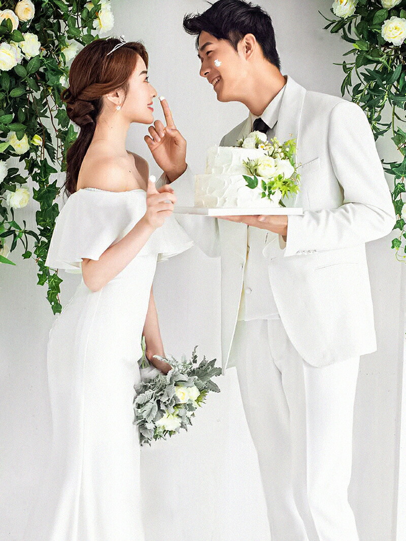 正規激安 デコルテラインが印象的なマーメイドラインドレス ウェディングドレス オフショルダー 二の腕 トレーン マーメイドライン 結婚式 花嫁 ドレス カジュアル シンプル インポート ブライダル パーティ 発表会 前撮り ウエディングドレス Empresas Arteamais Com Br