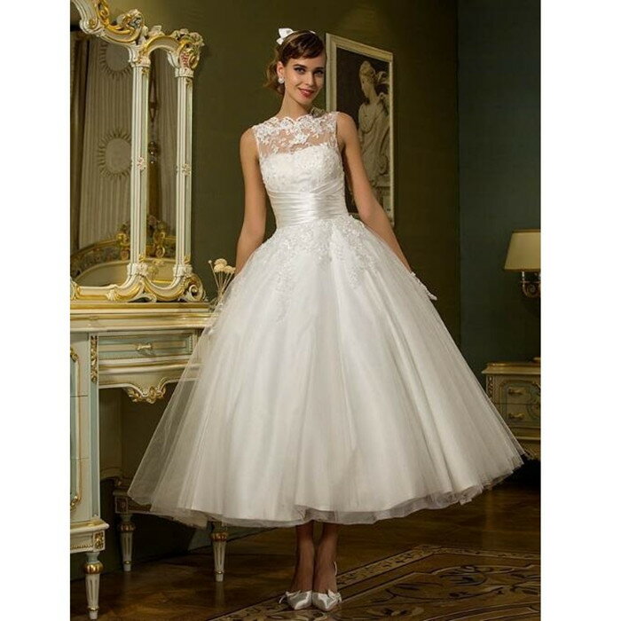 楽天市場】ウエディングドレス【着後レビュー特典】クラシカルで