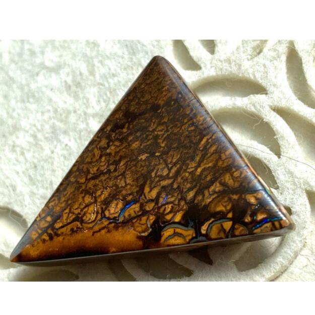 天然石　パワーストーン　ボルダーオパール　ライモナイト　10mm超 楽天市場】ボルダーオパール10ミリ 7A オーストラリア産 バラ売り